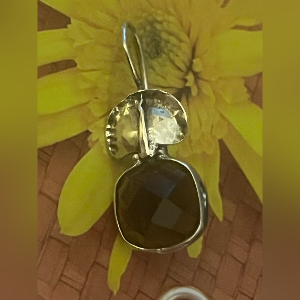 SINGLE EARRING ONLY: Silpada Smoky
Quartz Earring. - Picture 5 of 6